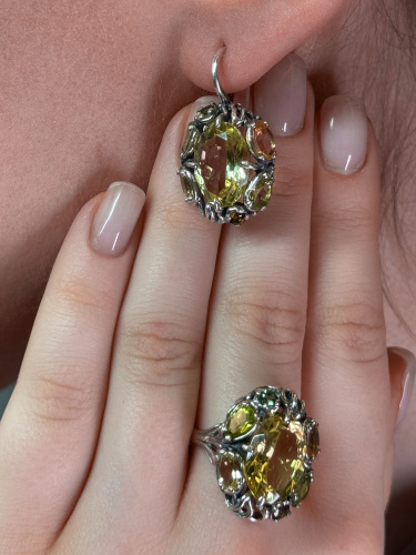 Серебряное кольцо